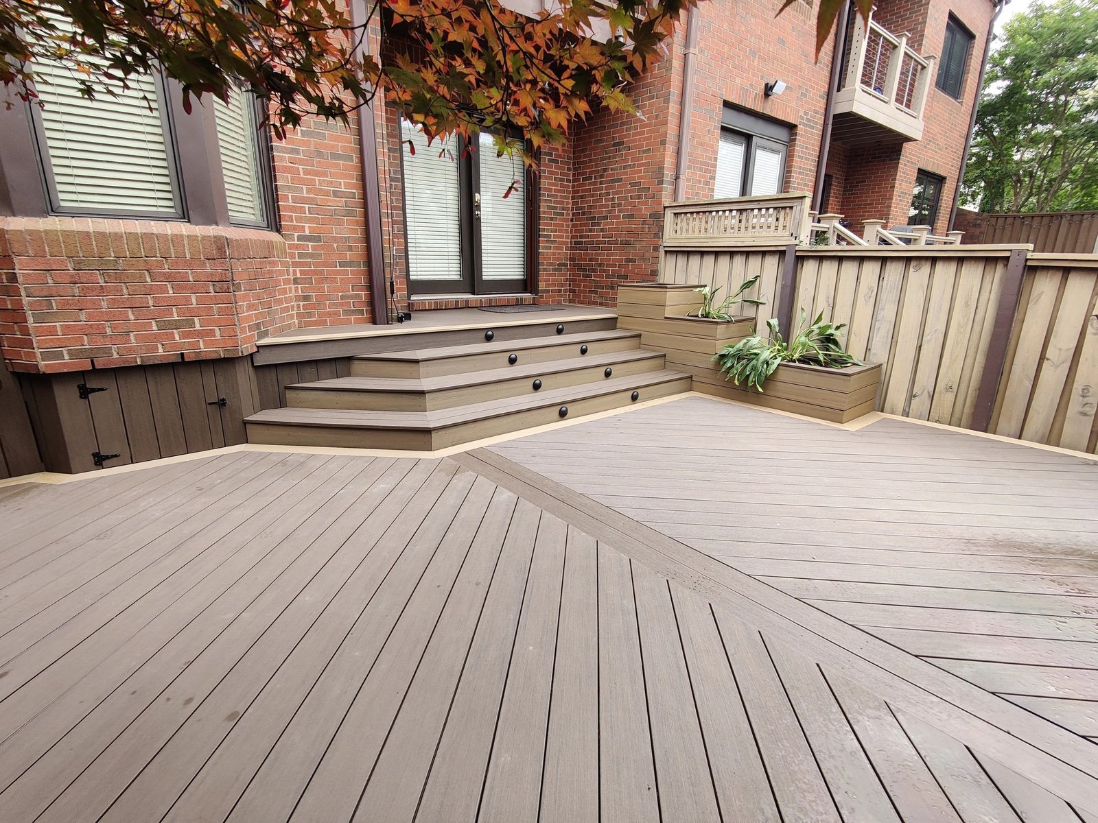 City backyard composite deck project in Freemason, Norfolk