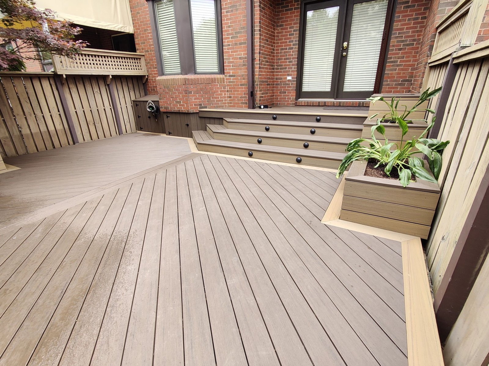 City backyard composite deck project in Freemason, Norfolk